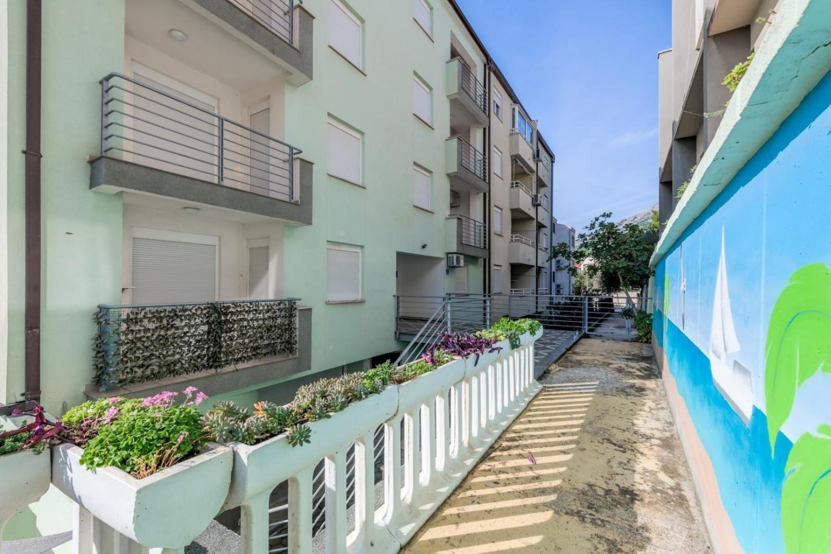 Ruza&Nikolina "1" Apartmani - Baška Voda Exteriér fotografie