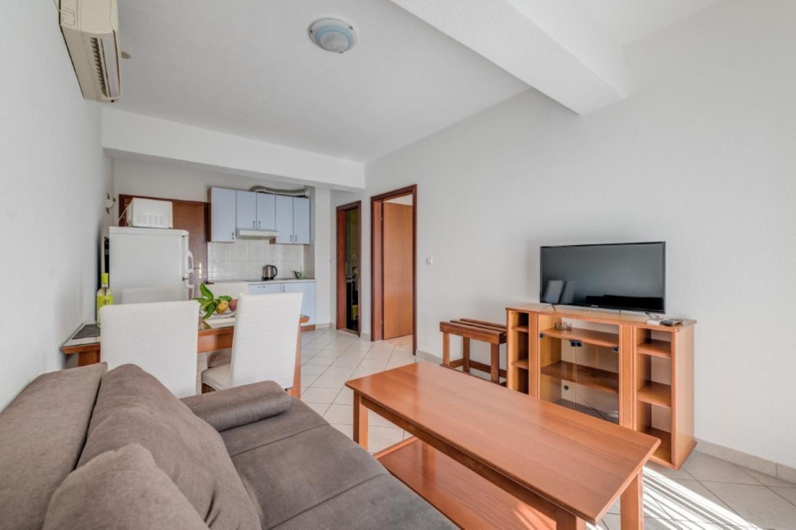 Ruza&Nikolina "1" Apartmani - Baška Voda Exteriér fotografie