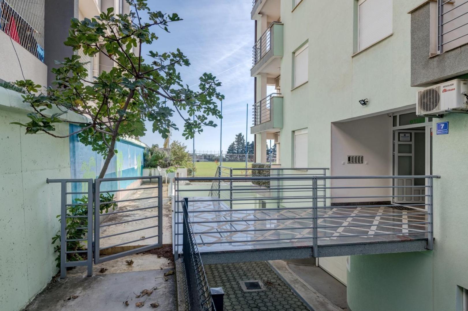 Ruza&Nikolina "1" Apartmani - Baška Voda Exteriér fotografie