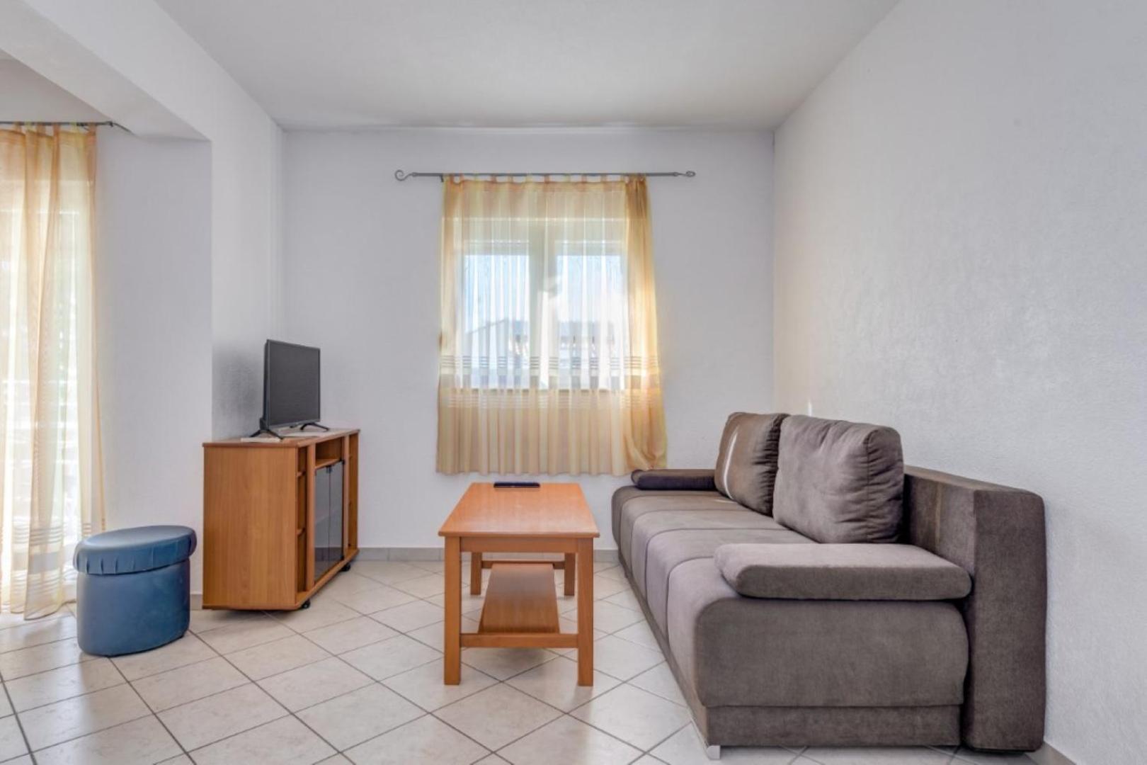 Ruza&Nikolina "1" Apartmani - Baška Voda Exteriér fotografie